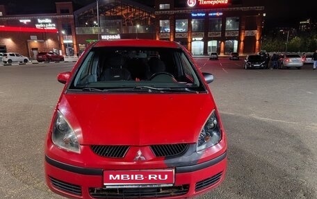 Mitsubishi Colt VI рестайлинг, 2006 год, 260 000 рублей, 1 фотография