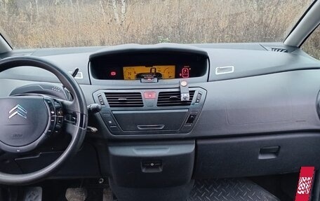 Citroen C4 Picasso II рестайлинг, 2007 год, 450 000 рублей, 24 фотография