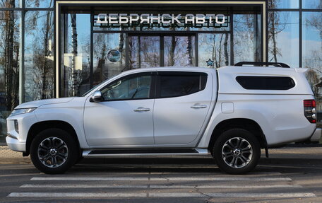 Mitsubishi L200 IV рестайлинг, 2021 год, 2 795 000 рублей, 3 фотография