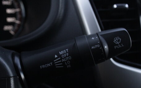 Mitsubishi L200 IV рестайлинг, 2021 год, 2 795 000 рублей, 12 фотография