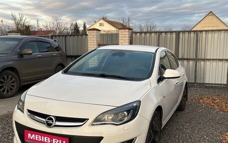 Opel Astra J, 2013 год, 895 000 рублей, 1 фотография
