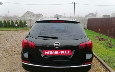 Opel Astra J, 2014 год, 1 080 000 рублей, 5 фотография