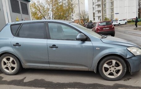 KIA cee'd I рестайлинг, 2007 год, 300 000 рублей, 3 фотография
