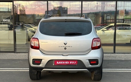 Renault Sandero II рестайлинг, 2016 год, 760 000 рублей, 6 фотография