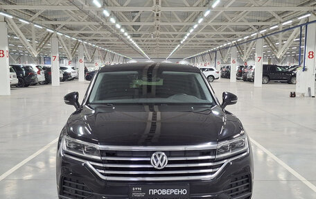 Volkswagen Touareg III, 2019 год, 4 999 000 рублей, 6 фотография