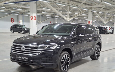 Volkswagen Touareg III, 2019 год, 4 999 000 рублей, 5 фотография