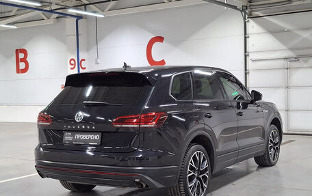 Volkswagen Touareg III, 2019 год, 4 999 000 рублей, 9 фотография