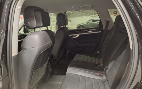 Volkswagen Touareg III, 2019 год, 4 999 000 рублей, 16 фотография