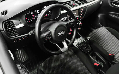 KIA Rio IV, 2018 год, 1 290 000 рублей, 16 фотография