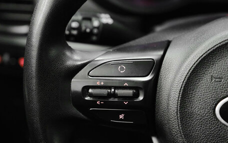 KIA Rio IV, 2018 год, 1 290 000 рублей, 20 фотография