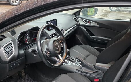 Mazda 3, 2018 год, 1 600 000 рублей, 3 фотография