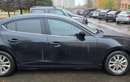 Mazda 3, 2018 год, 1 600 000 рублей, 2 фотография