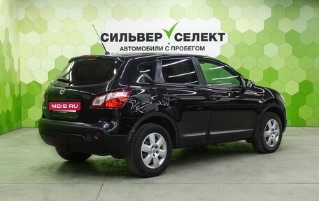 Nissan Qashqai, 2011 год, 975 000 рублей, 2 фотография