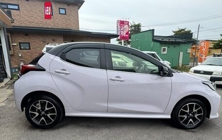 Toyota Yaris, 2021 год, 1 030 777 рублей, 4 фотография