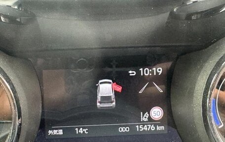 Toyota Yaris, 2021 год, 1 030 777 рублей, 16 фотография