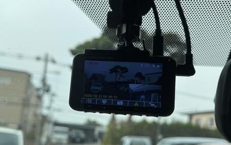 Toyota Yaris, 2021 год, 1 030 777 рублей, 22 фотография