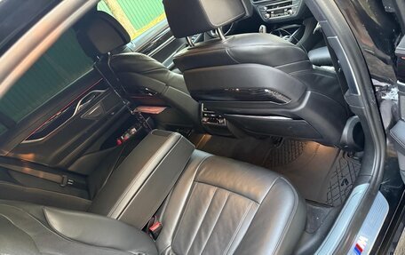 BMW 7 серия, 2019 год, 5 400 000 рублей, 11 фотография