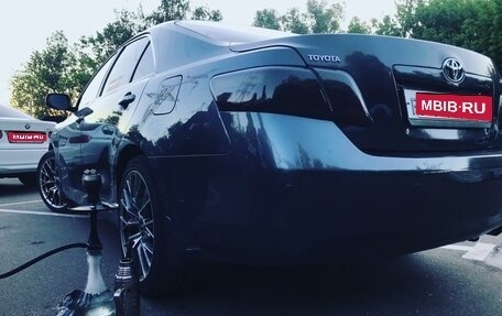 Toyota Camry, 2007 год, 800 000 рублей, 1 фотография