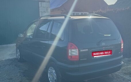 Opel Zafira A рестайлинг, 2003 год, 375 000 рублей, 8 фотография