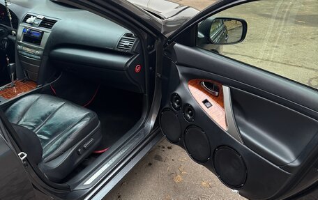 Toyota Camry, 2007 год, 800 000 рублей, 10 фотография