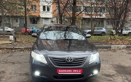 Toyota Camry, 2007 год, 800 000 рублей, 9 фотография