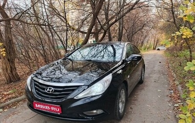 Hyundai Sonata VI, 2011 год, 690 000 рублей, 1 фотография