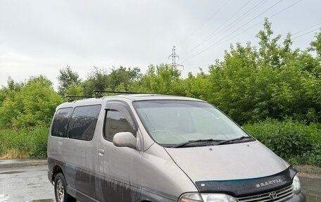 Toyota Granvia, 1998 год, 600 000 рублей, 3 фотография