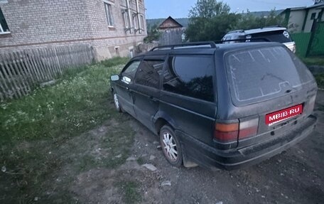 Volkswagen Passat B3, 1992 год, 300 000 рублей, 4 фотография