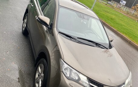 Toyota RAV4, 2014 год, 1 520 000 рублей, 4 фотография