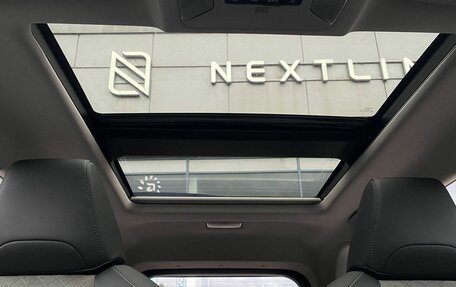 Toyota RAV4, 2025 год, 4 090 000 рублей, 16 фотография