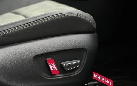 Toyota RAV4, 2025 год, 4 090 000 рублей, 32 фотография