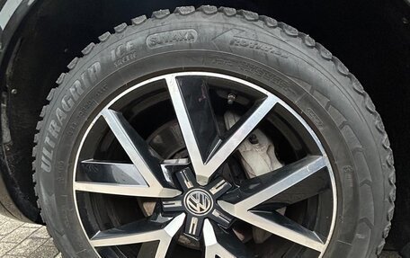 Volkswagen Touareg III, 2018 год, 5 250 000 рублей, 3 фотография