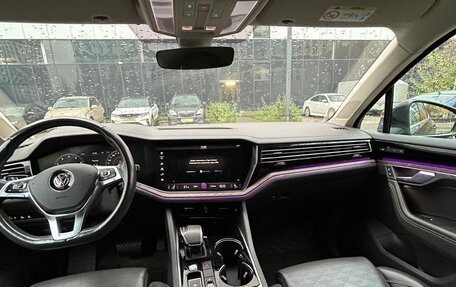 Volkswagen Touareg III, 2018 год, 5 250 000 рублей, 12 фотография