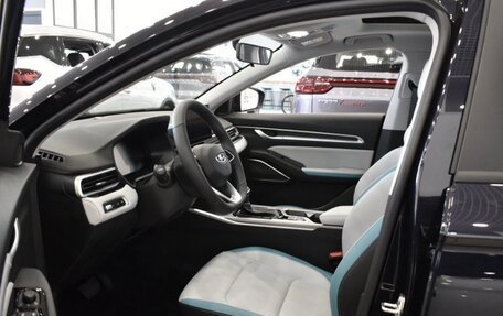 Geely Emgrand, 2025 год, 1 700 000 рублей, 5 фотография