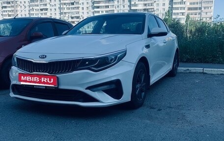 KIA Optima IV, 2019 год, 1 210 000 рублей, 16 фотография