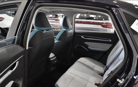 Geely Emgrand, 2025 год, 1 700 000 рублей, 11 фотография