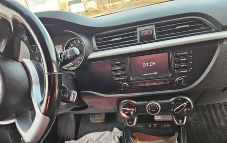 KIA Rio IV, 2018 год, 1 400 000 рублей, 19 фотография