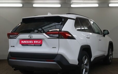 Toyota RAV4, 2022 год, 3 129 000 рублей, 4 фотография