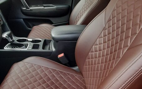 KIA Sportage IV рестайлинг, 2020 год, 2 380 000 рублей, 2 фотография