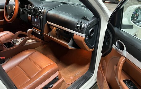 Porsche Cayenne III, 2009 год, 2 080 000 рублей, 25 фотография