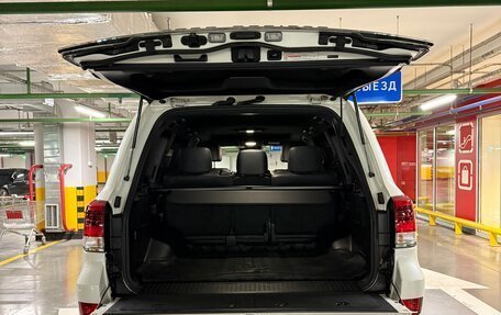 Toyota Land Cruiser 200, 2018 год, 8 200 000 рублей, 4 фотография