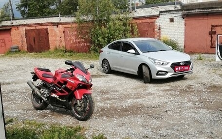 Hyundai Solaris II рестайлинг, 2017 год, 1 300 000 рублей, 1 фотография