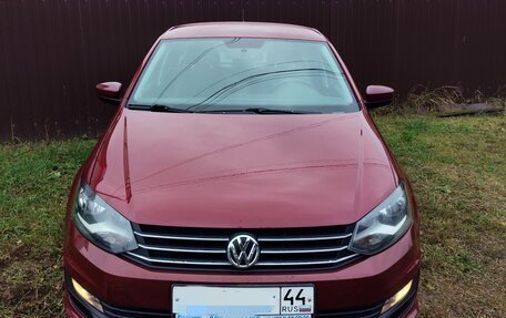 Volkswagen Polo VI (EU Market), 2017 год, 1 350 000 рублей, 2 фотография