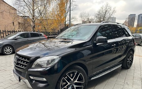 Mercedes-Benz M-Класс, 2012 год, 2 690 000 рублей, 2 фотография