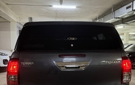 Toyota Hilux VIII, 2019 год, 3 900 000 рублей, 10 фотография