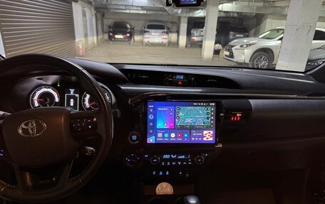 Toyota Hilux VIII, 2019 год, 3 900 000 рублей, 24 фотография