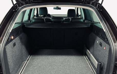 Skoda Superb III рестайлинг, 2014 год, 1 350 000 рублей, 9 фотография