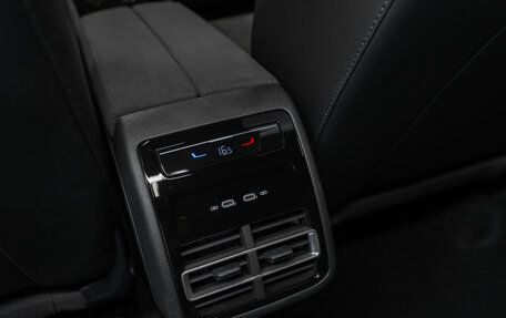 Volkswagen Tiguan, 2025 год, 5 250 000 рублей, 16 фотография