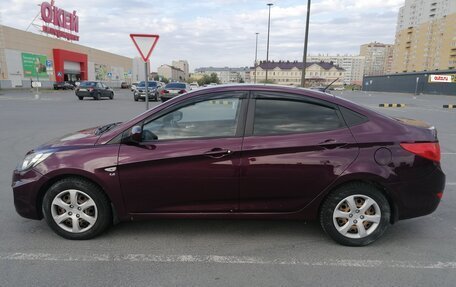 Hyundai Solaris II рестайлинг, 2011 год, 830 000 рублей, 3 фотография