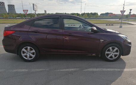 Hyundai Solaris II рестайлинг, 2011 год, 830 000 рублей, 7 фотография